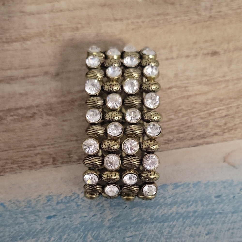 Vintage-Inspired Gold and Silver tones stretch Crystal Bracelet